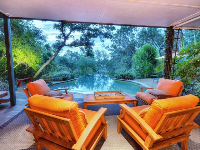 504 Spiller Deck and pool