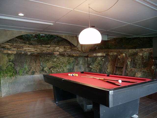 504 Spiller Lower deck grotto