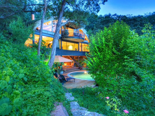 504 Spiller Rear view