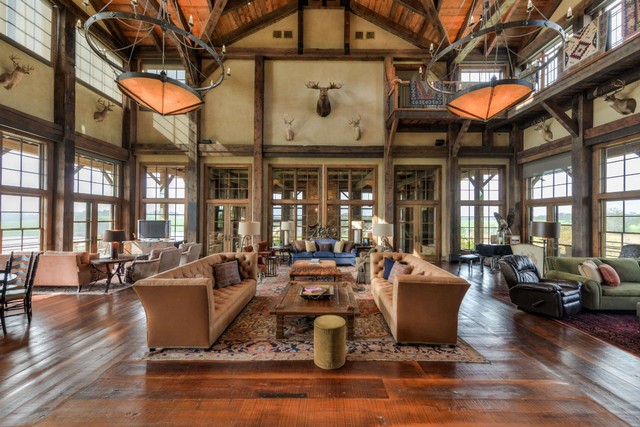 Barefoot Ranch, Texas 