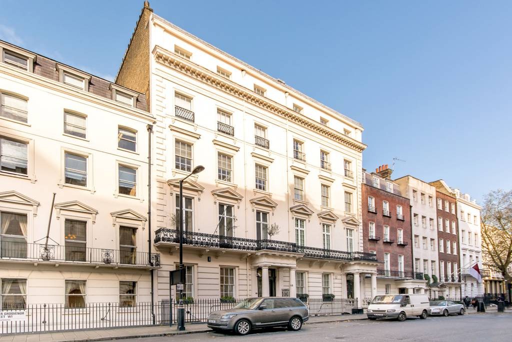 Mayfair two bedroom condo, 2,215 square foot unit listed at £5,600,000