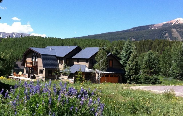 This pretty property in Crested Butte is among the vacation destinations featured at the No Place Like Home Event. Photo courtesy of Austin Street Center.