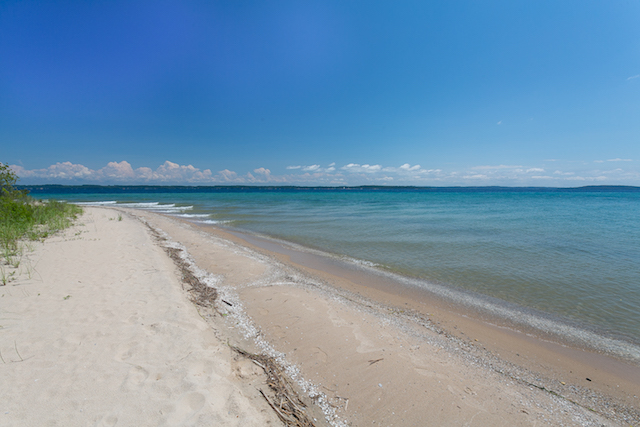 12570 E. Hendryx Dr.|secondshelters.com