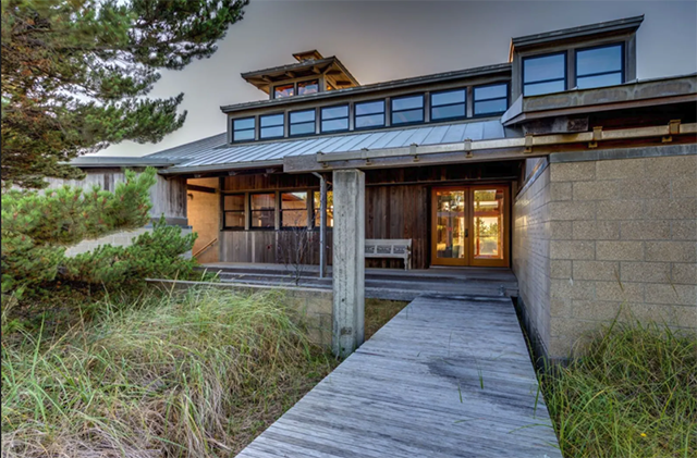 Concrete, wood, and metal blend seamlessly together. (Sotheby's International Realty)