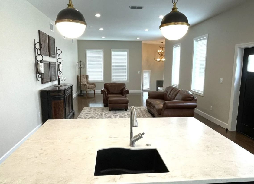 cool, Texas Hill Country, speakeasy